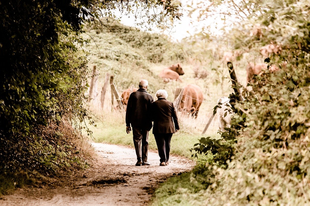 elderly 2914879 1280